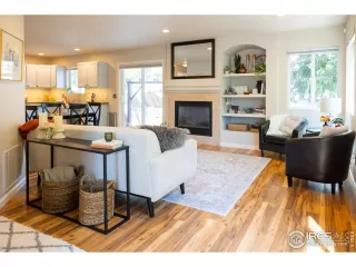 Photo #5: 1042909 Listing
