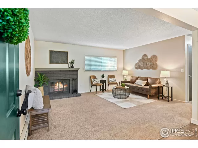 MLS: 1042914 Condo For Sale