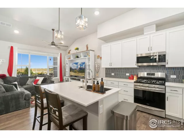 MLS: 1042915 Condo For Sale