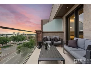 Photo #4: 1042920 Listing