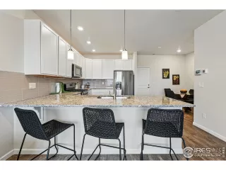 Photo #6: 1042955 Listing 