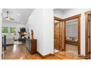 Photo #3: 1043009 Listing