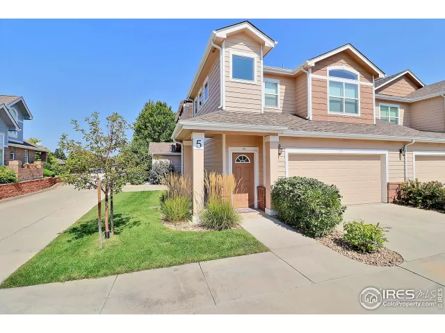 MLS: 1043023 Condo For Sale