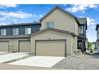 Photo #6: 1043030 Listing