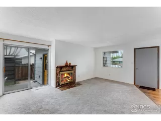 Photo #4: 1043040 Listing