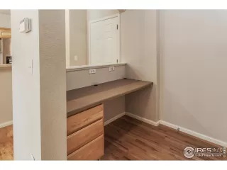 Photo #6: 1043057 Listing