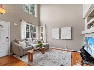 Photo #6: 1043106 Listing 