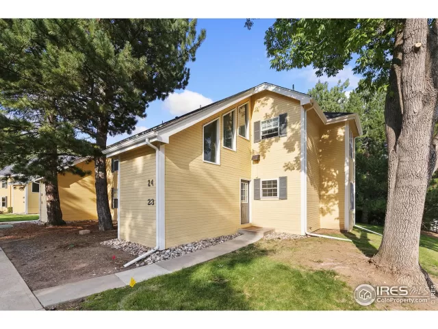 MLS: 1043121 Condo For Sale