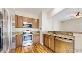 Photo #3: 1043130 Listing