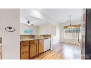 Photo #4: 1043130 Listing