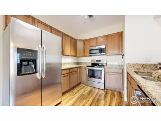 Photo #5: 1043130 Listing