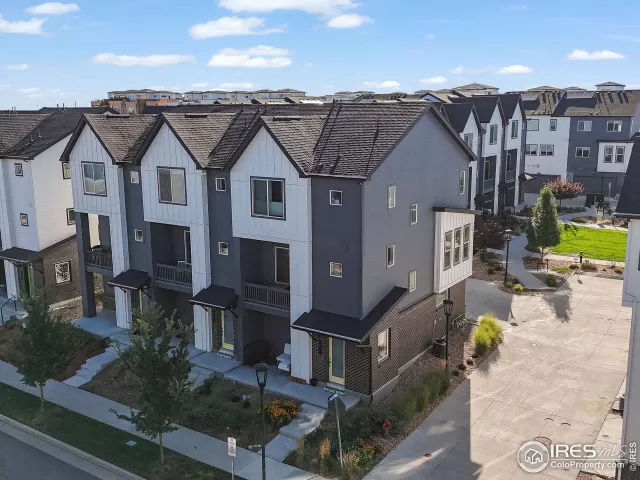 MLS: 1043140 Condo For Sale