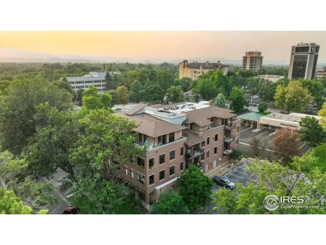MLS: 1043192 Condo For Sale