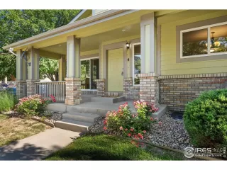 Photo #3: 1043198 Listing