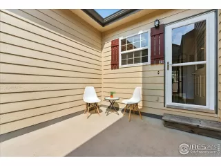 Photo #2: 1043219 Listing