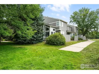 Photo #1: 1043221 Listing