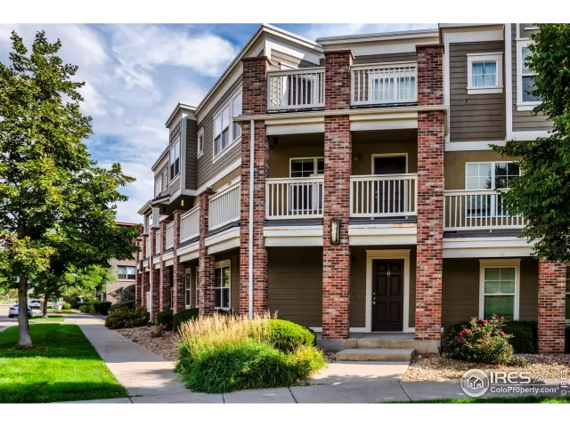 MLS: 1043257 Condo For Sale