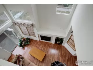 Photo #5: 1043277 Listing