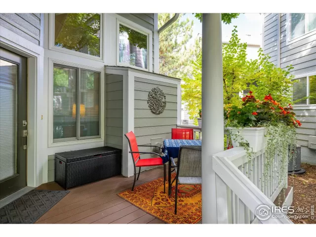 MLS: 1043289 Condo For Sale