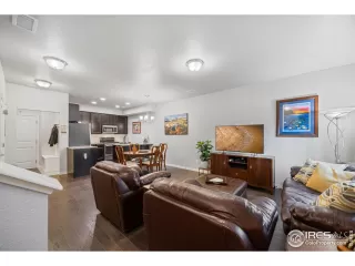 Photo #2: 1043320 Listing