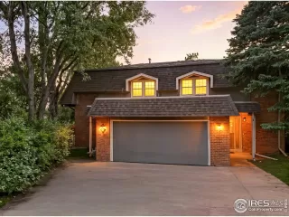 Photo #3: 1043324 Listing