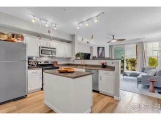 Photo #2: 1043335 Listing 