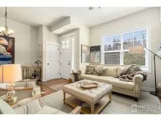 Photo #5: 1043359 Listing 