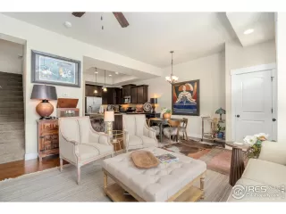 Photo #6: 1043359 Listing 