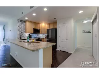 Photo #6: 1043365 Listing