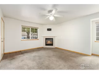 Photo #6: 1043407 Listing