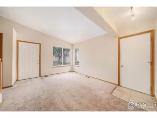 Photo #2: 1043450 Listing