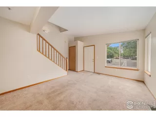 Photo #3: 1043450 Listing