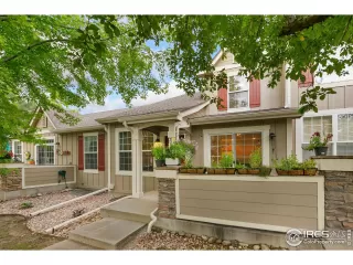 Photo #4: 1043467 Listing