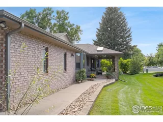 Photo #5: 1043492 Listing