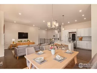 Photo #3: 1043532 Listing 