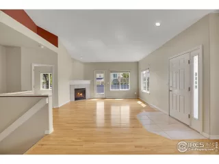 Photo #6: 1043558 Listing