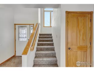 Photo #6: 1043562 Listing