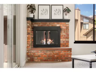 Photo #4: 1043620 Listing