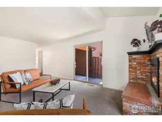 Photo #5: 1043620 Listing