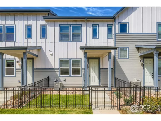 MLS: 1043650 Condo For Sale