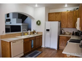 Photo #6: 1043660 Listing