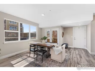 Photo #2: 1043678 Listing