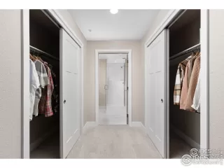 Photo #6: 1043698 Listing