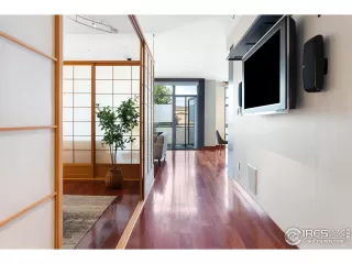 Photo #2: 1043700 Listing 