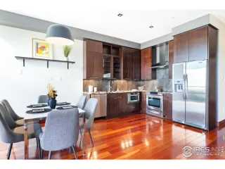 Photo #5: 1043700 Listing 