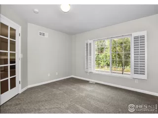 Photo #6: 1043736 Listing