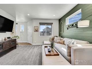 Photo #5: 1043765 Listing 