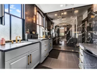 Photo #3: 1043768 Listing 