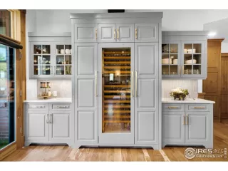 Photo #6: 1043768 Listing 