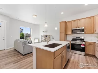 Photo #2: 1043809 Listing 